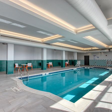 Holiday Inn - Appleton By Ihg Bagian luar foto