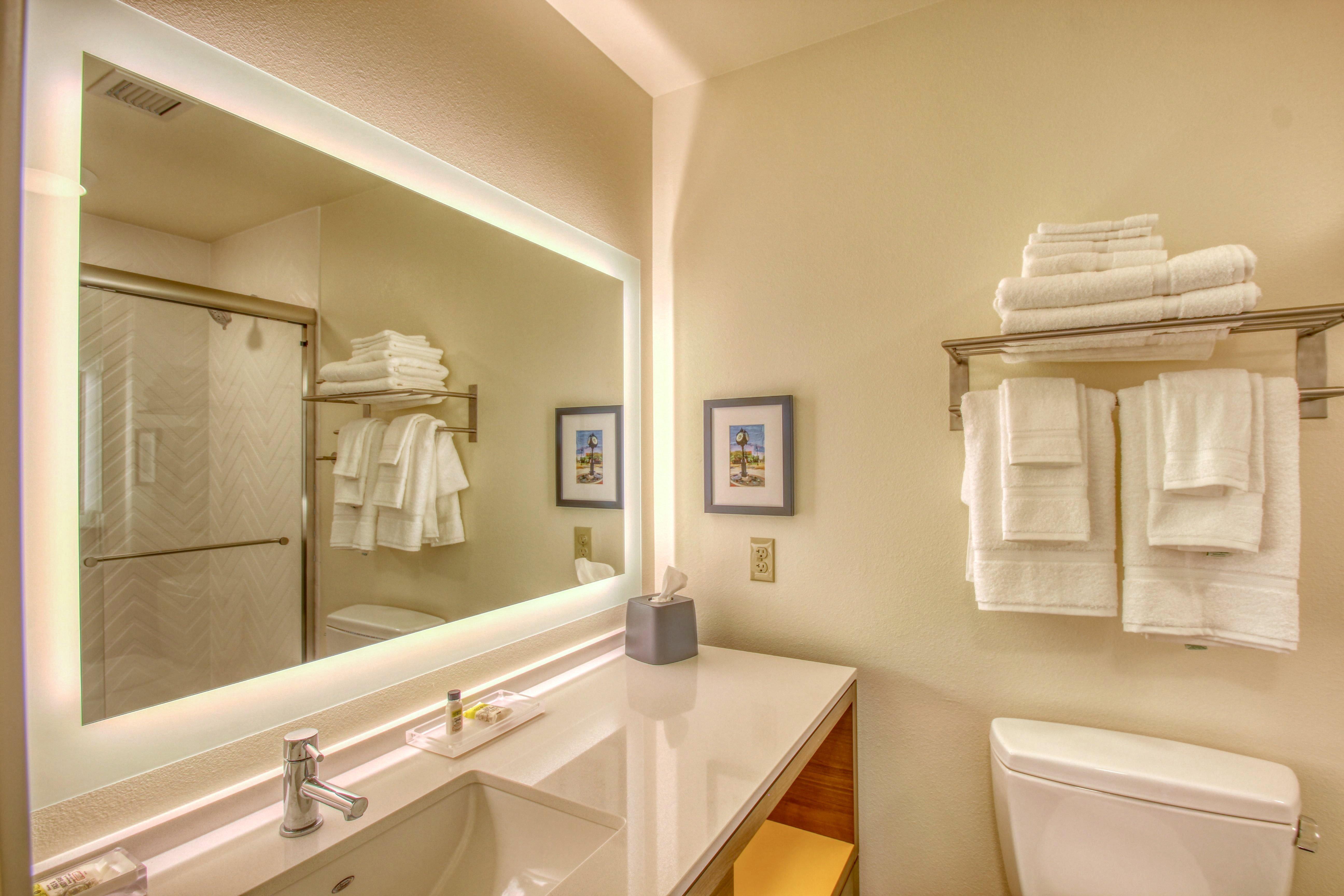 Holiday Inn - Appleton By Ihg Bagian luar foto
