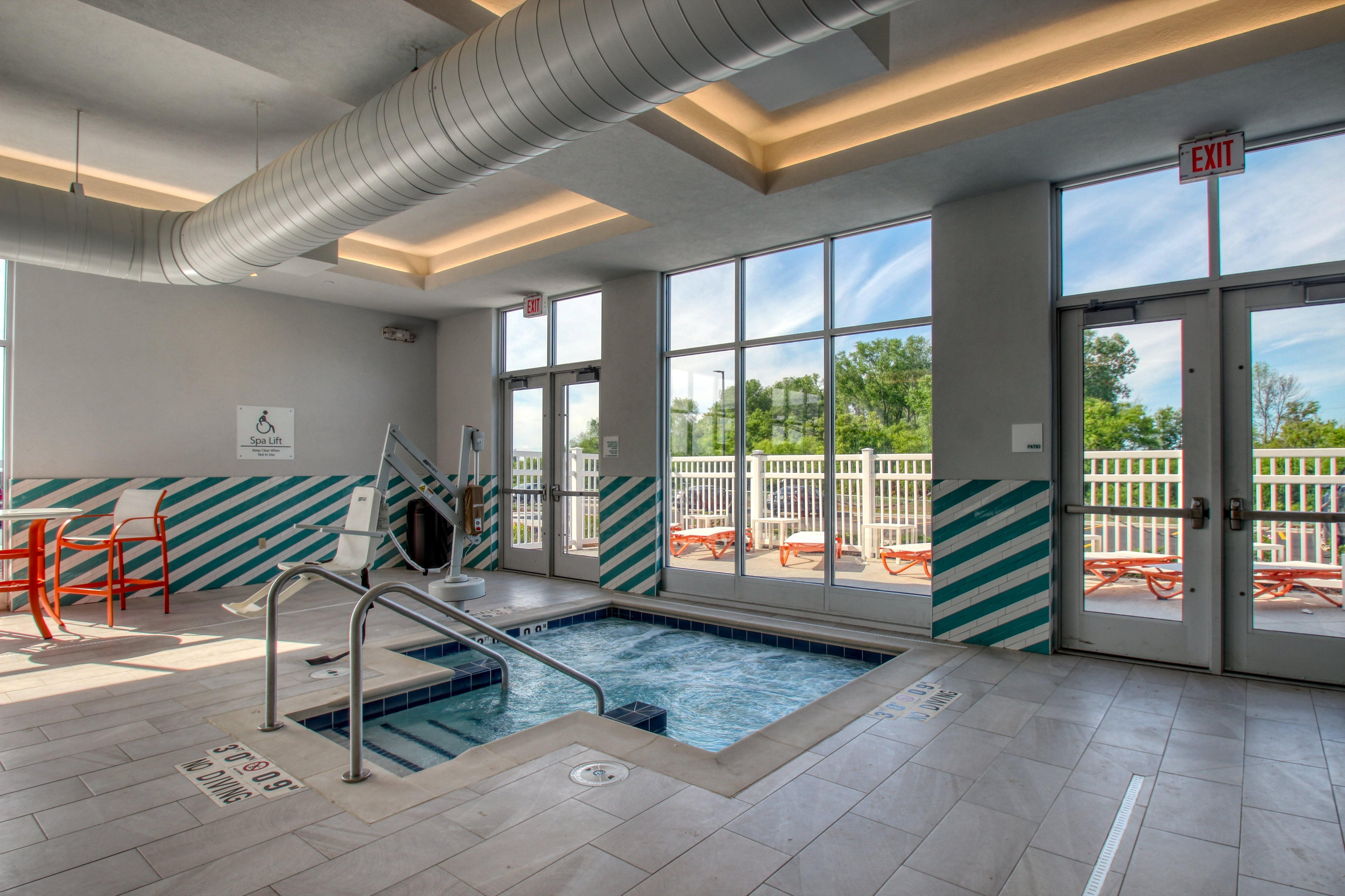 Holiday Inn - Appleton By Ihg Bagian luar foto