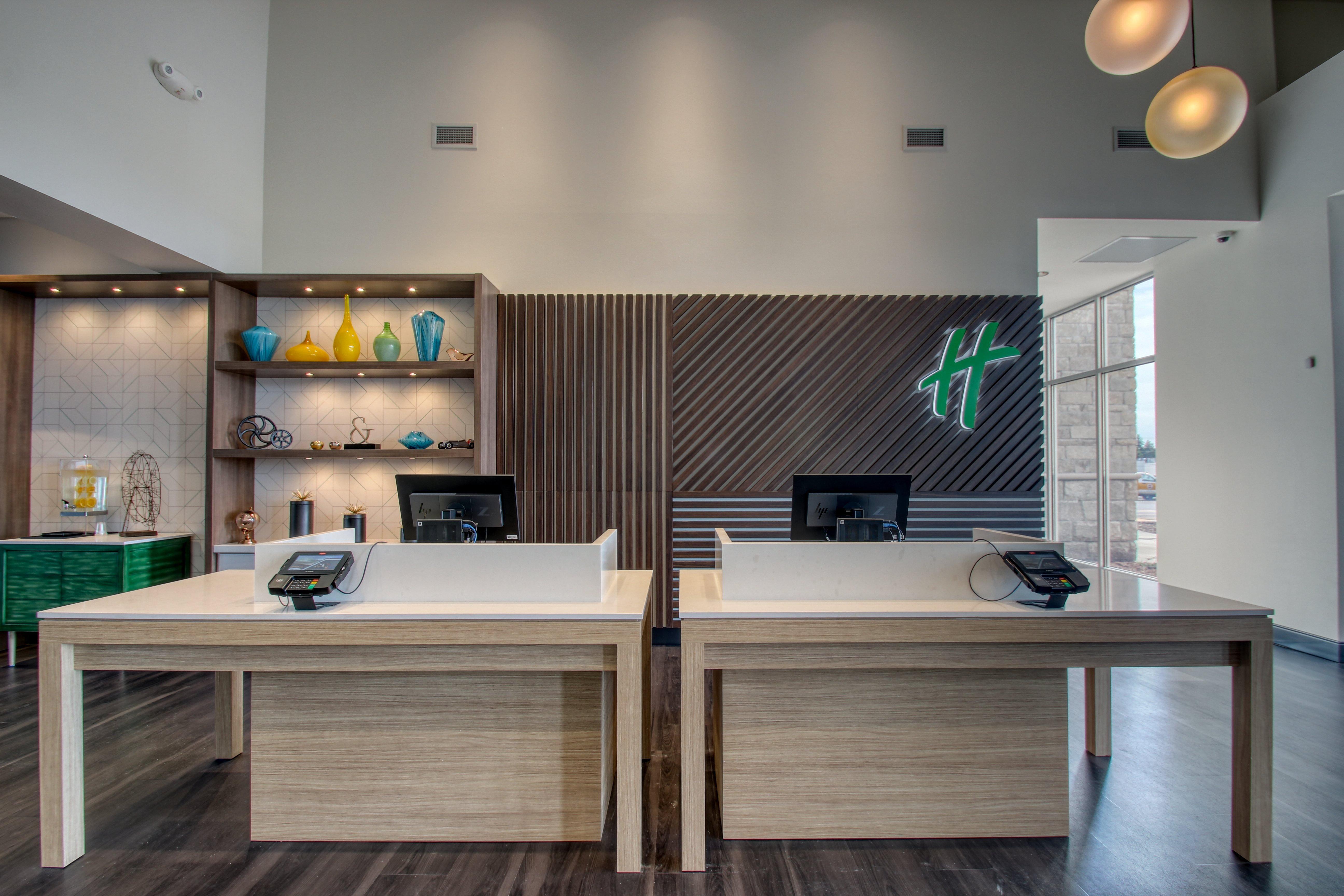 Holiday Inn - Appleton By Ihg Bagian luar foto
